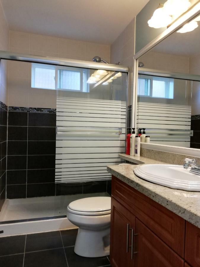 Vancouver Home Inn By Elevate Rooms Burnaby Extérieur photo